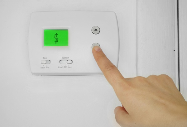 4 Air Conditioner Efficiency Tips to Help You Save Money This Summer