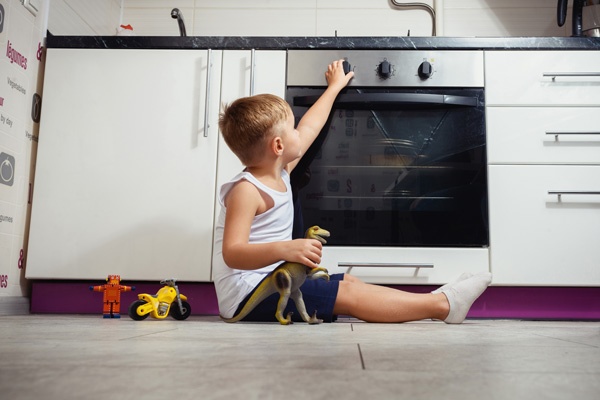 Home Safety Tips Every Family Should Follow: Cooking with Crawling Toddlers